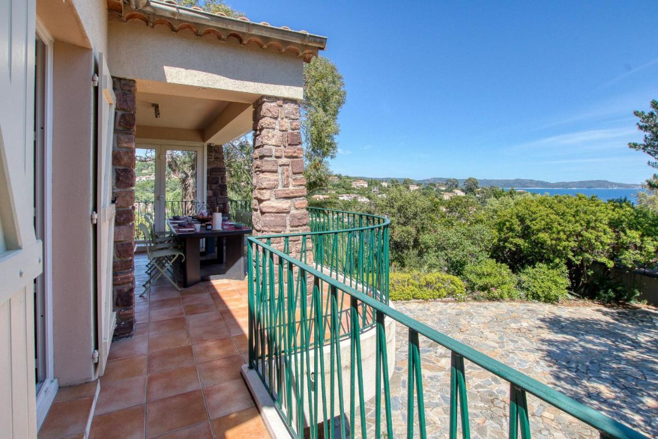 Villa Cavalaire Sur Mer Esterno foto