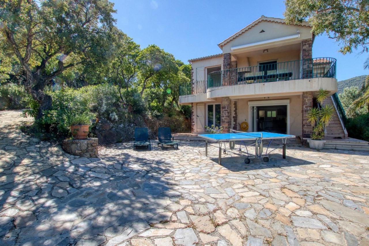 Villa Cavalaire Sur Mer Esterno foto