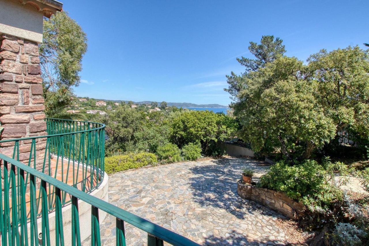 Villa Cavalaire Sur Mer Esterno foto
