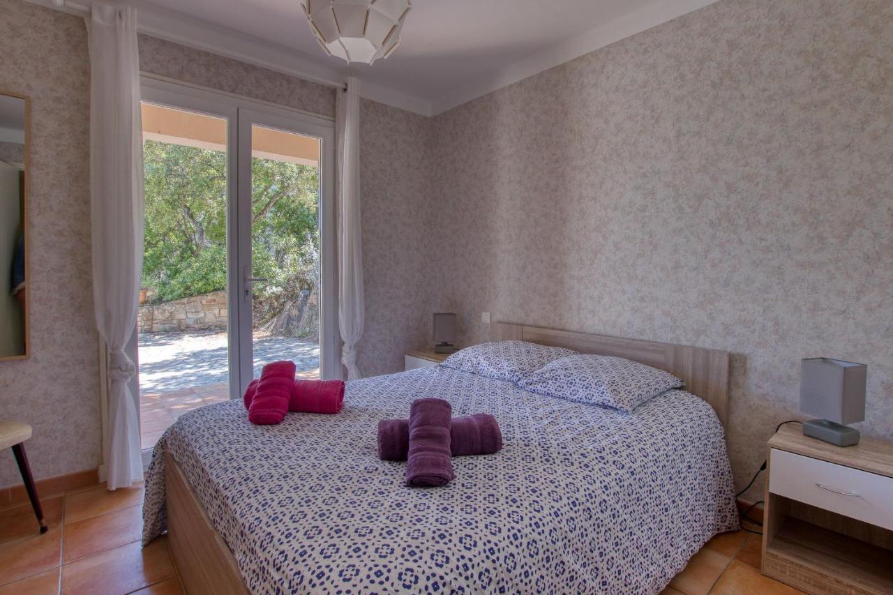Villa Cavalaire Sur Mer Esterno foto
