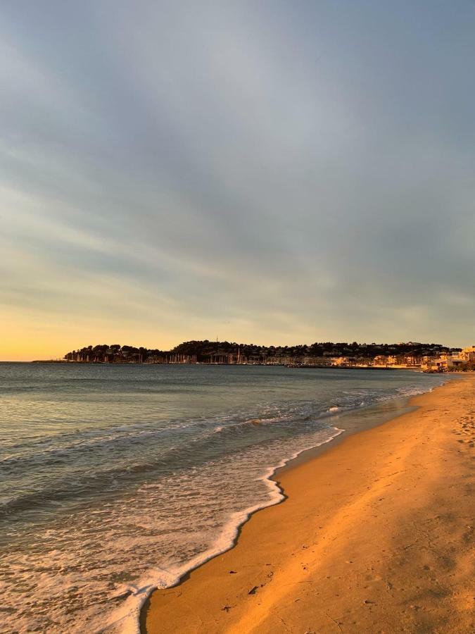 Villa Cavalaire Sur Mer Esterno foto